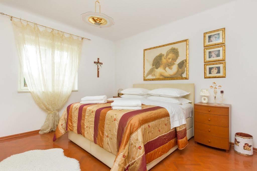 Apartments Dora Сплит Экстерьер фото