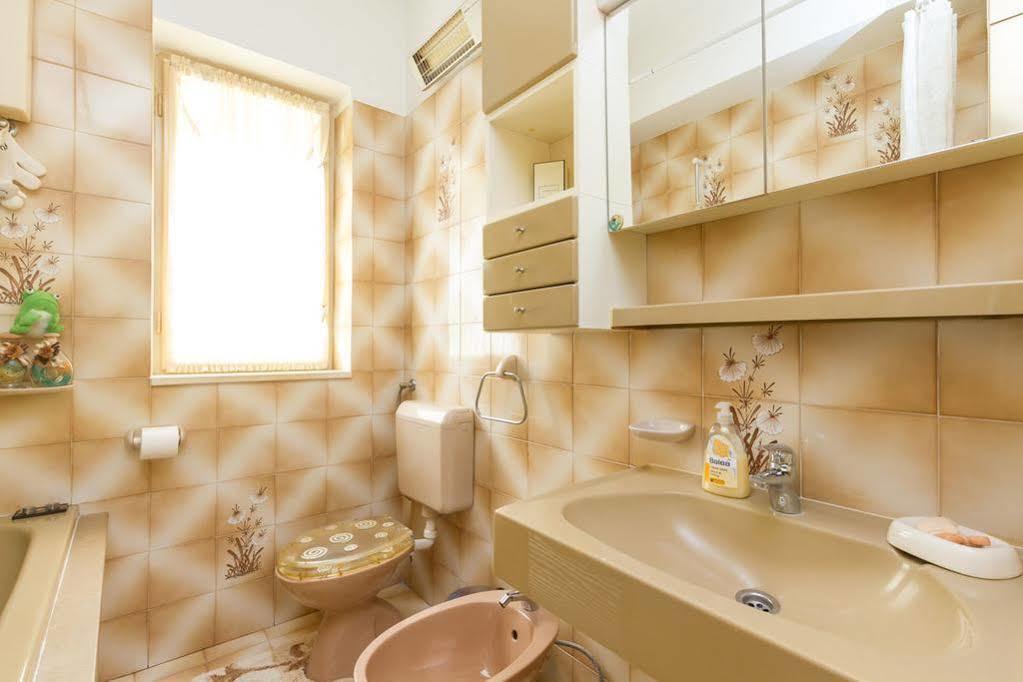 Apartments Dora Сплит Экстерьер фото