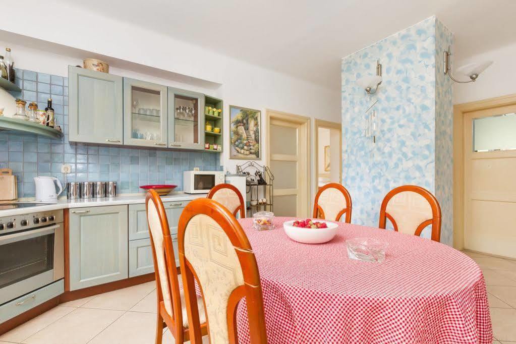 Apartments Dora Сплит Экстерьер фото
