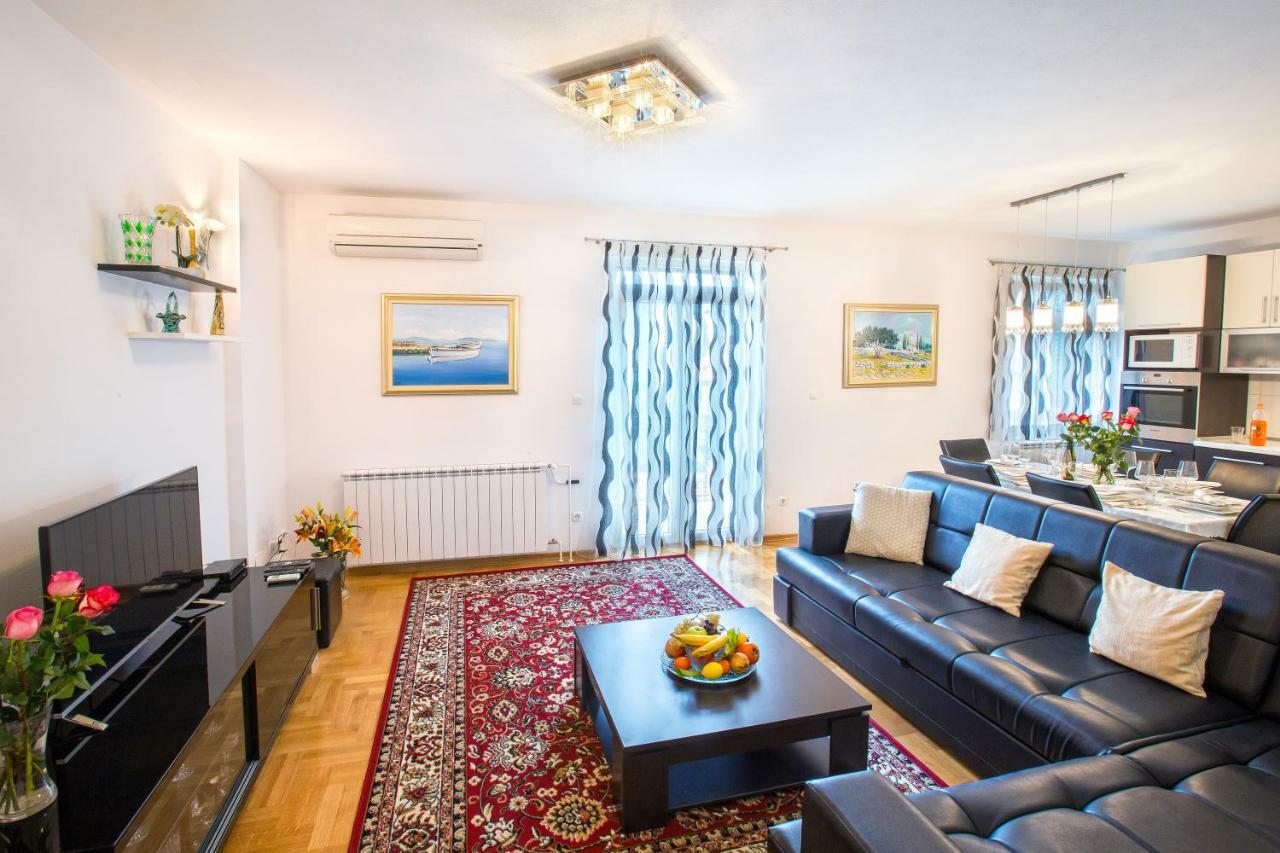 Apartments Dora Сплит Экстерьер фото
