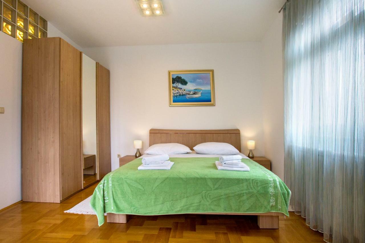 Apartments Dora Сплит Экстерьер фото
