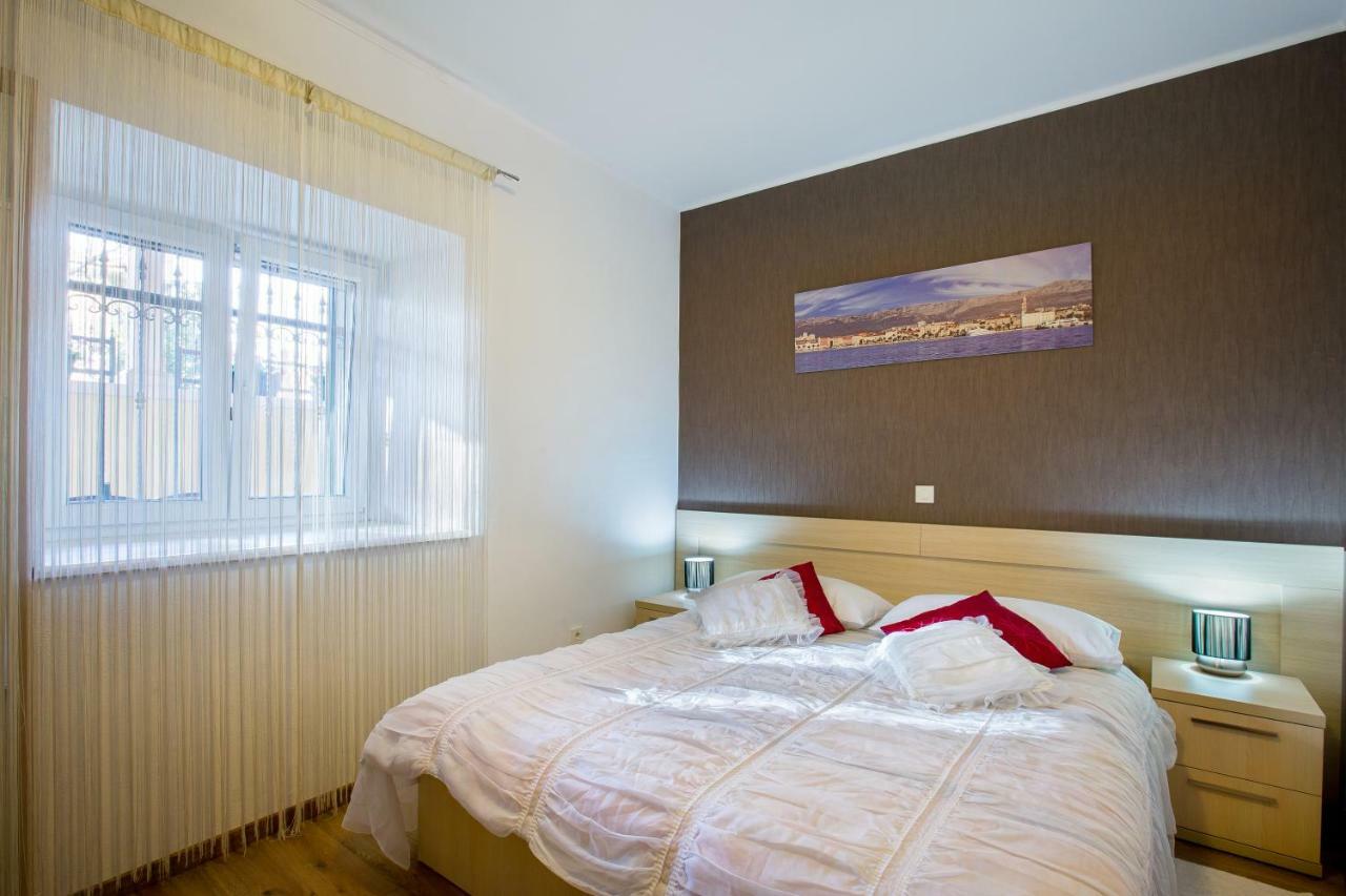Apartments Dora Сплит Экстерьер фото